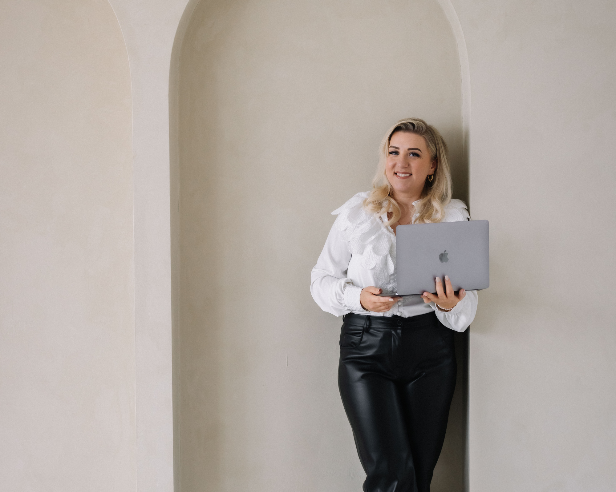 Prescilja Palm Creative Studio